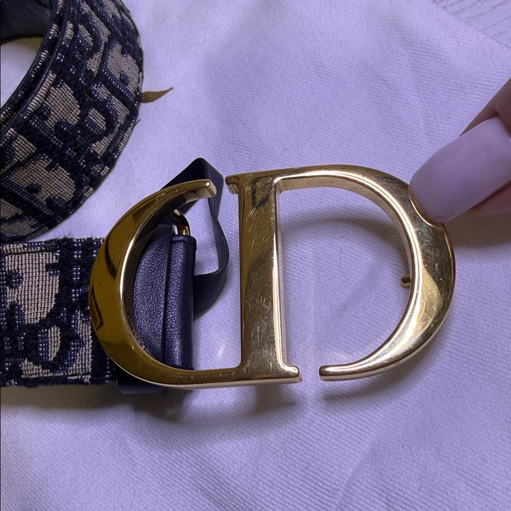 CHRISTIAN DIOR
Oblique 30 Montaigne 35mm Belt - Picture 3 of 8